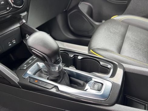 Used 2025 Chevrolet TrailBlazer ACTIV FWD image 23