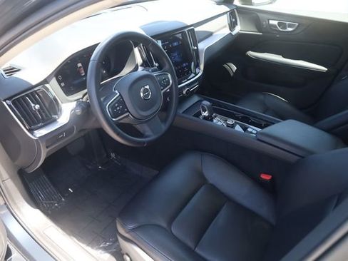 Used 2024 Volvo S60 B5 Core AWD/4WD image 9