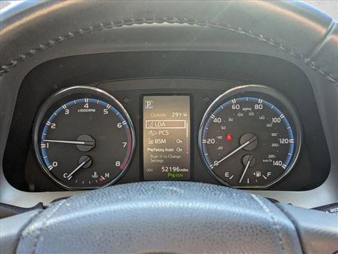 Used 2016 Toyota RAV4 Limited image 10