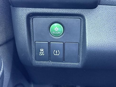 Used 2019 Honda HR-V LX image 9