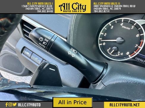 Used 2019 Nissan Altima 2.5 SR w/ SR Premium Package image 17