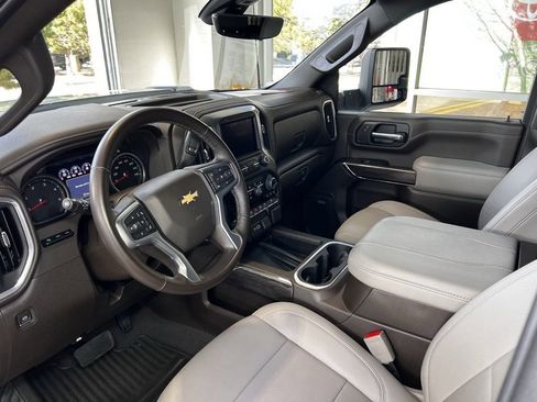 Used 2023 Chevrolet Silverado 2500 LTZ w/ LTZ Convenience Package image 20