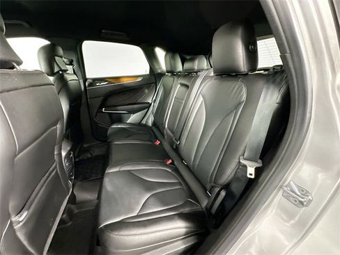 Used 2019 Lincoln MKC Select w/ Select Plus Package image 26