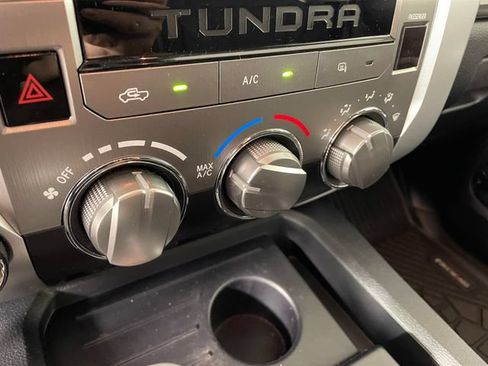 Used 2014 Toyota Tundra SR5 w/ TRD Off Road Package AWD/4WD image 8