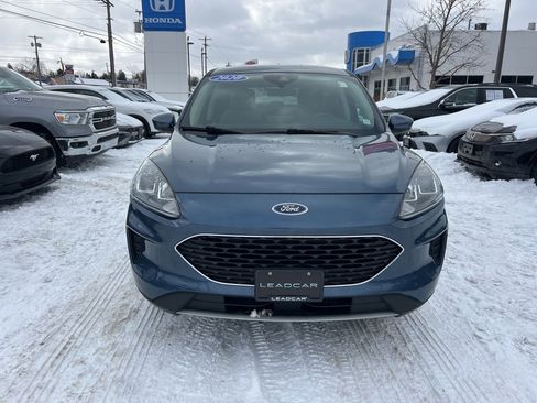 Used 2020 Ford Escape SE image 8