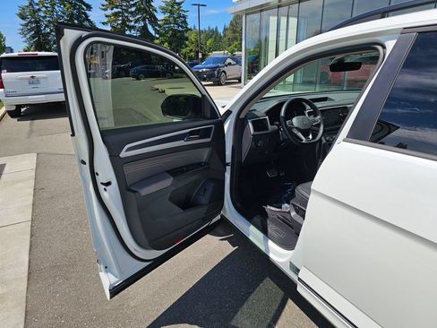 Used 2023 Volkswagen Atlas SEL R-Line AWD/4WD image 21