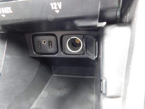 Used 2021 Buick Encore Preferred AWD/4WD image 16