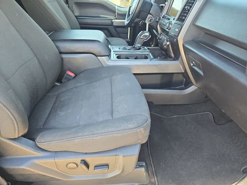 Used 2019 Ford F150 XLT w/ Equipment Group 302A Luxury AWD/4WD image 10