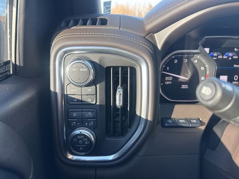 Used 2021 GMC Sierra 1500 Denali w/ Denali Ultimate Package image 25