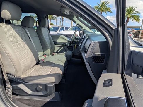 Used 2017 Ford F150 XLT image 19