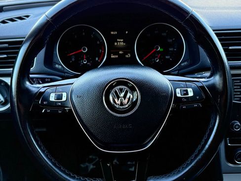 Used 2019 Volkswagen Passat 2.0T Wolfsburg w/ Wheels & Sunroof Package image 13