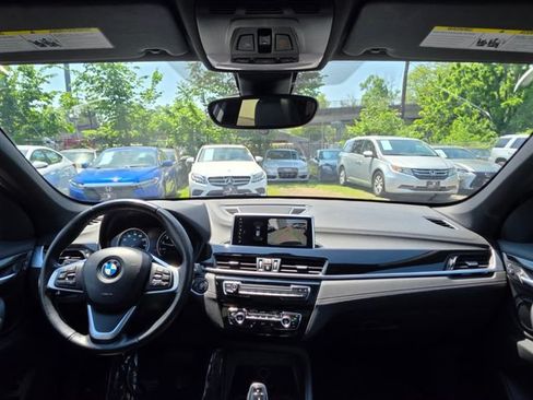 Used 2020 BMW X1 xDrive28i w/ Convenience Package AWD/4WD image 10
