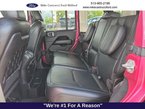 Used 2022 Jeep Wrangler Unlimited Rubicon 4xe AWD/4WD image 24