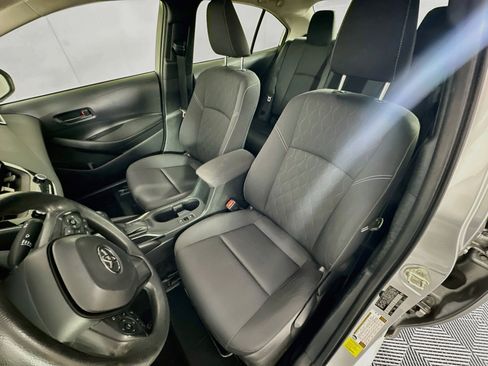 Used 2023 Toyota Corolla LE FWD image 12
