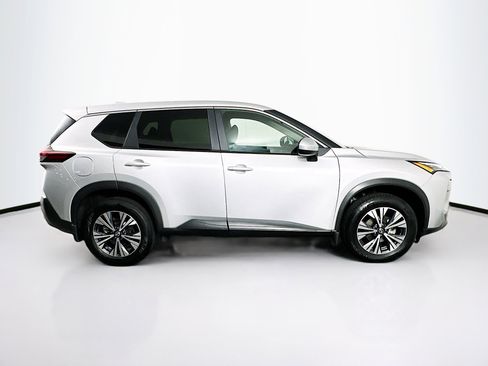 Used 2023 Nissan Rogue SV image 10