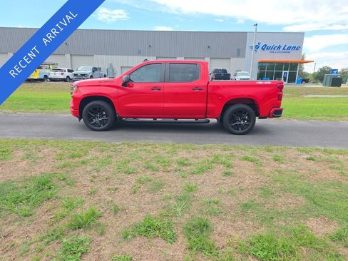 Used 2024 Chevrolet Silverado 1500 Custom w/ Turbomax Blackout Package AWD/4WD image 1