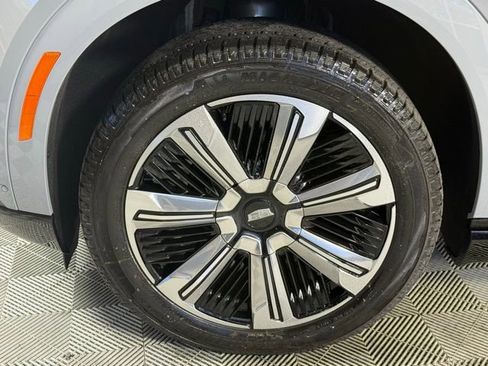 New 2026 Cadillac Escalade IQ Luxury 1 image 11