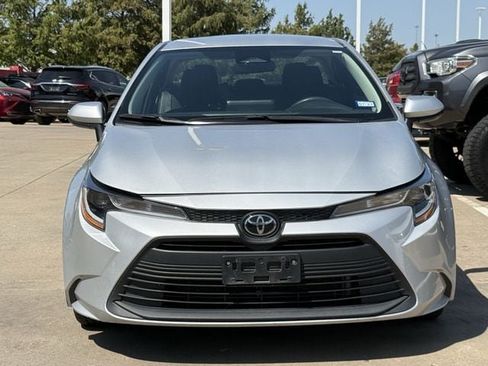 Used 2024 Toyota Corolla LE FWD image 8