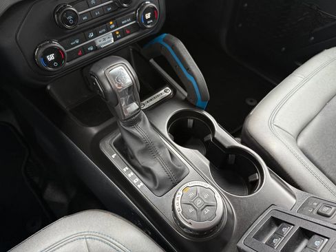 Used 2023 Ford Bronco Black Diamond image 38