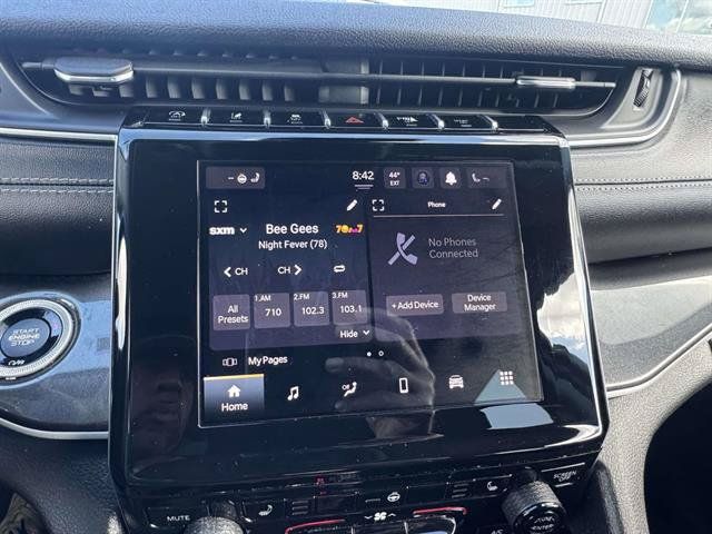 Used 2023 Jeep Grand Cherokee Laredo w/ Luxury Tech Group I AWD/4WD image 20
