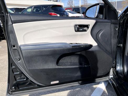 Used 2014 Toyota Avalon XLE Premium image 19