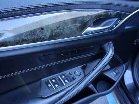 Used 2018 BMW M550i xDrive M550i xDrive image 8