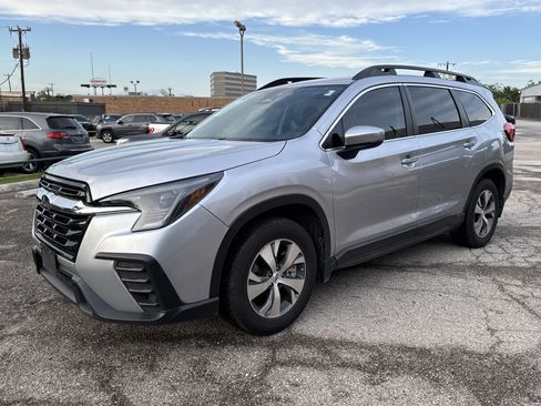 Certified 2024 Subaru Ascent Premium AWD/4WD image 7