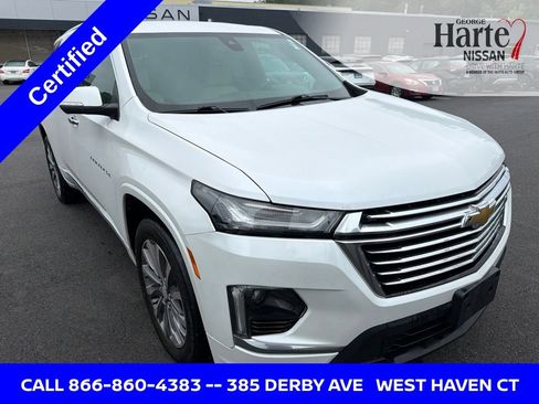Used 2023 Chevrolet Traverse Premier AWD/4WD image 2