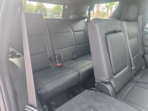 Used 2023 GMC Yukon Denali AWD/4WD image 24