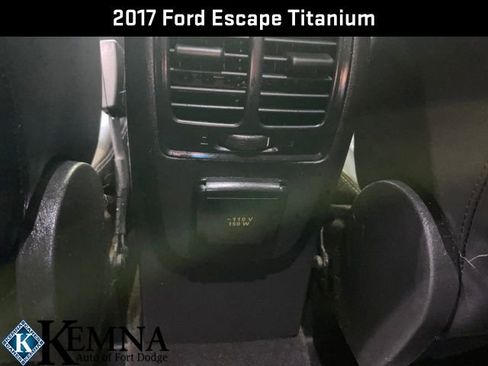 Used 2017 Ford Escape Titanium image 19