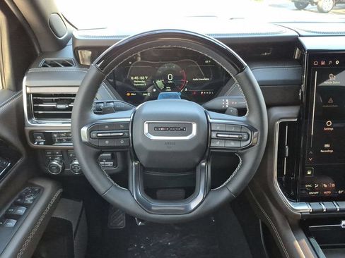 New 2026 GMC Yukon XL Denali Ultimate AWD/4WD image 14