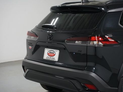 New 2026 Toyota Corolla Cross SE image 9