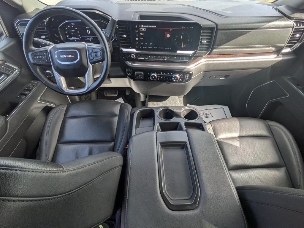 Used 2025 GMC Sierra 1500 SLT RWD image 18