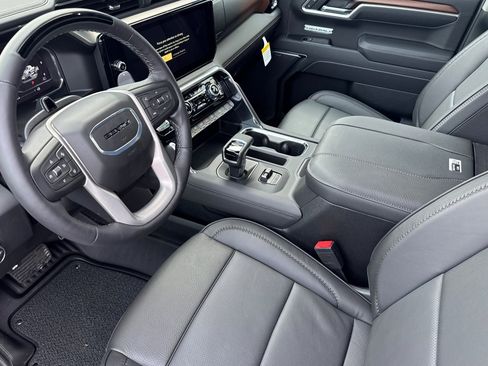 New 2025 GMC Sierra 1500 Denali image 8