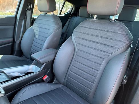 Used 2024 Dodge Hornet GT w/ GT Blacktop Package image 23