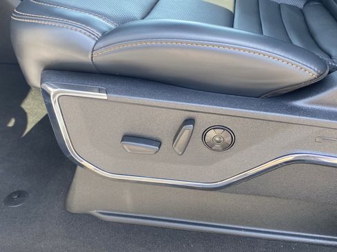 Certified 2024 Ford F450 Platinum w/ FX4 Off-Road Package image 13