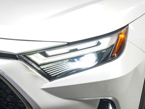 Used 2023 Toyota RAV4 XSE w/ Weather Package image 4