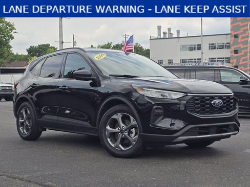 Used 2025 Ford Escape ST-Line FWD image 1