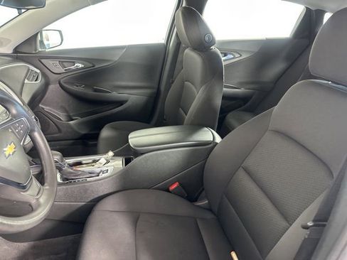 Used 2024 Chevrolet Malibu LT image 20