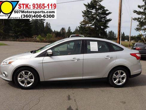 Used 2013 Ford Focus SE image 5