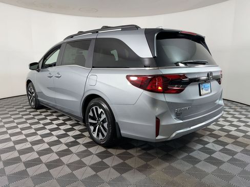 New 2026 Honda Odyssey EX-L image 2