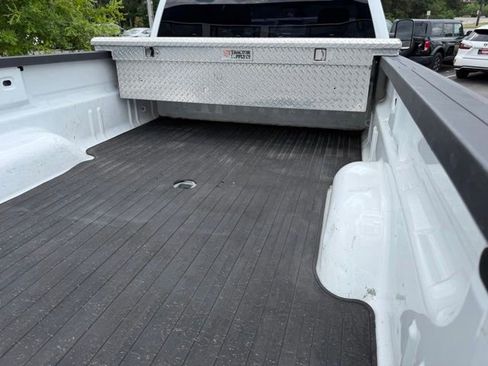 Used 2018 Chevrolet Silverado 2500 W/T RWD image 14