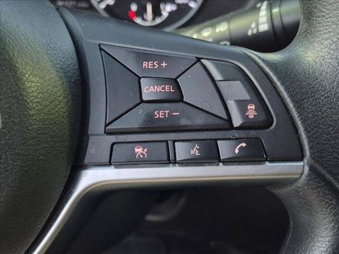 Used 2023 Nissan Sentra SV FWD image 16