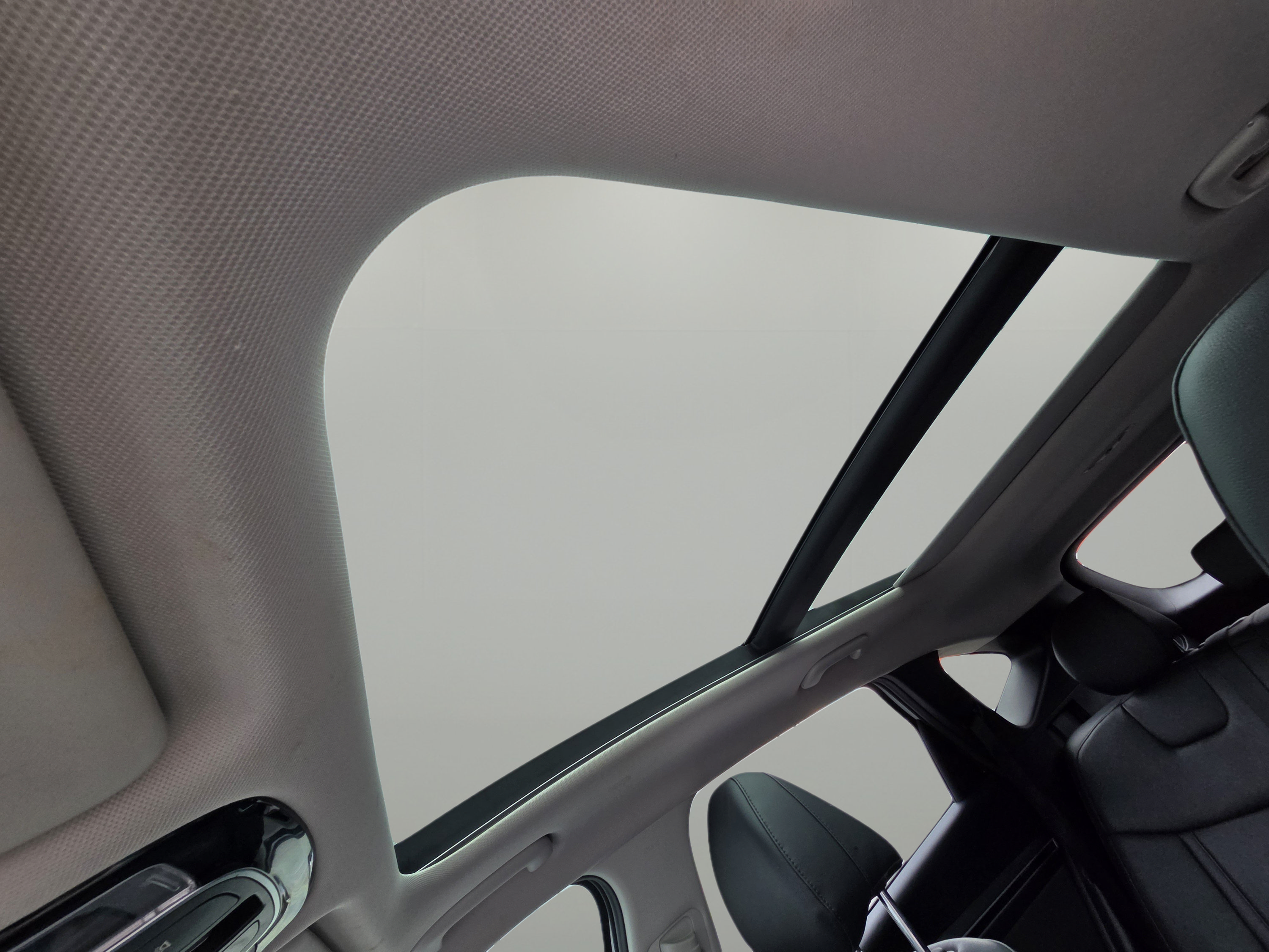 Used 2022 Hyundai Tucson Limited FWD image 17