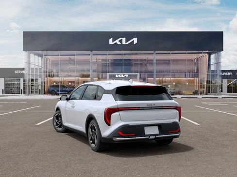New 2026 Kia K4 EX FWD image 4