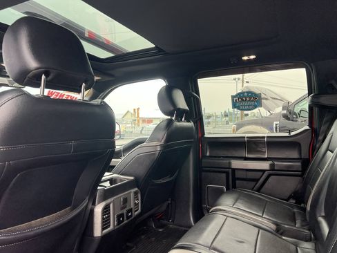 Used 2018 Ford F150 Raptor w/ Equipment Group 802A Luxury AWD/4WD image 9
