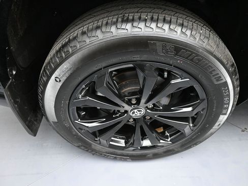 Certified 2024 Toyota RAV4 SE image 12