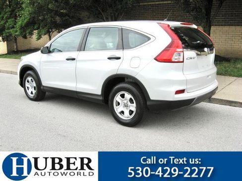 Used 2015 Honda CR-V LX image 2