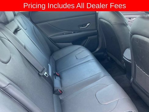 Used 2023 Hyundai Elantra Limited FWD image 20