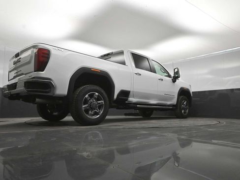 New 2026 GMC Sierra 2500 SLT w/ SLT Premium Package AWD/4WD image 39